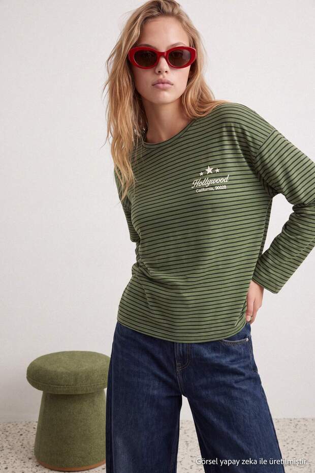 Yeşil Çizgili Slogan Baskılı Oversize/Geniş Kesim Pamuklu Örme T-Shirt