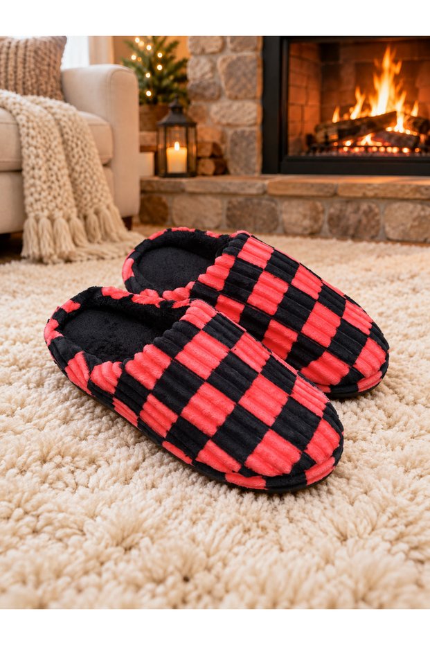 Men's Two-Tone Closed-Toe Winter Slippers with Soft Insole, Suitable for Everyday Wear and Indoor Use, Ideal for a Wedding Gift Set.