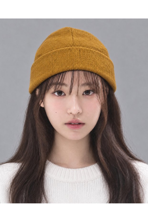 Unisex Women's and Men's Thick Knitted Wool Winter Beanie, Foldable Knit Beanie.