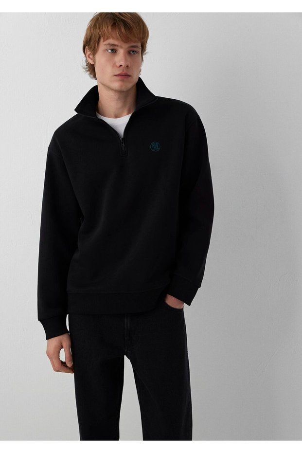 Black Sweatshirt with Half Zipper 0S20105-900