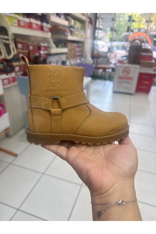 Bot Bot & Bootie