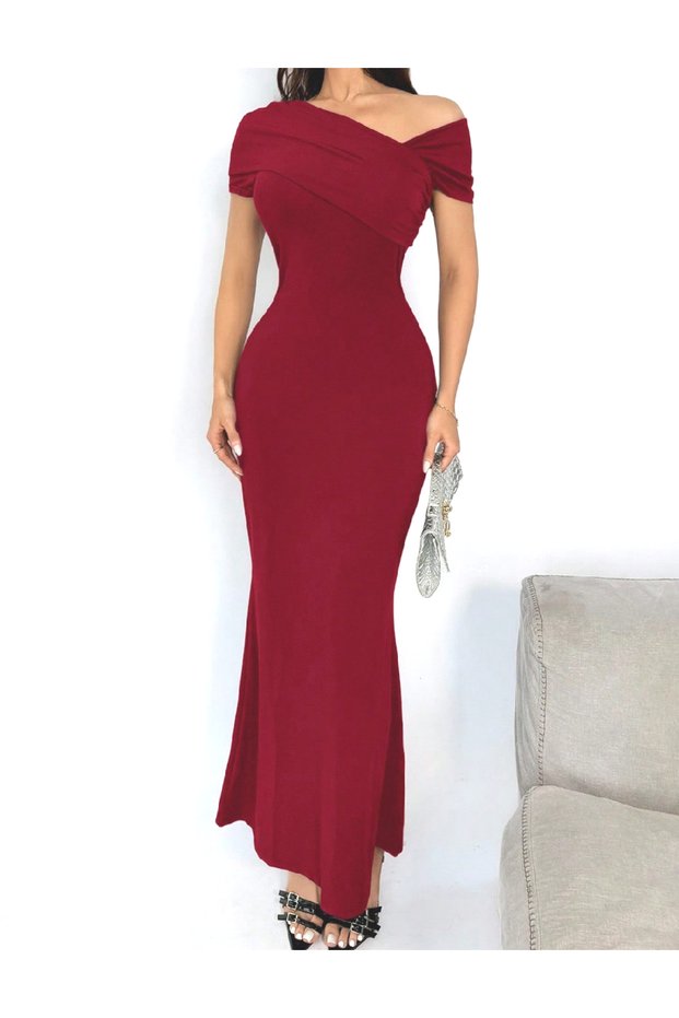 Rochie lunga, Rosu