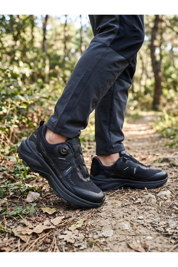 Aventor 2 Trail Waterproof Men's Outdoor Sports Shoes.