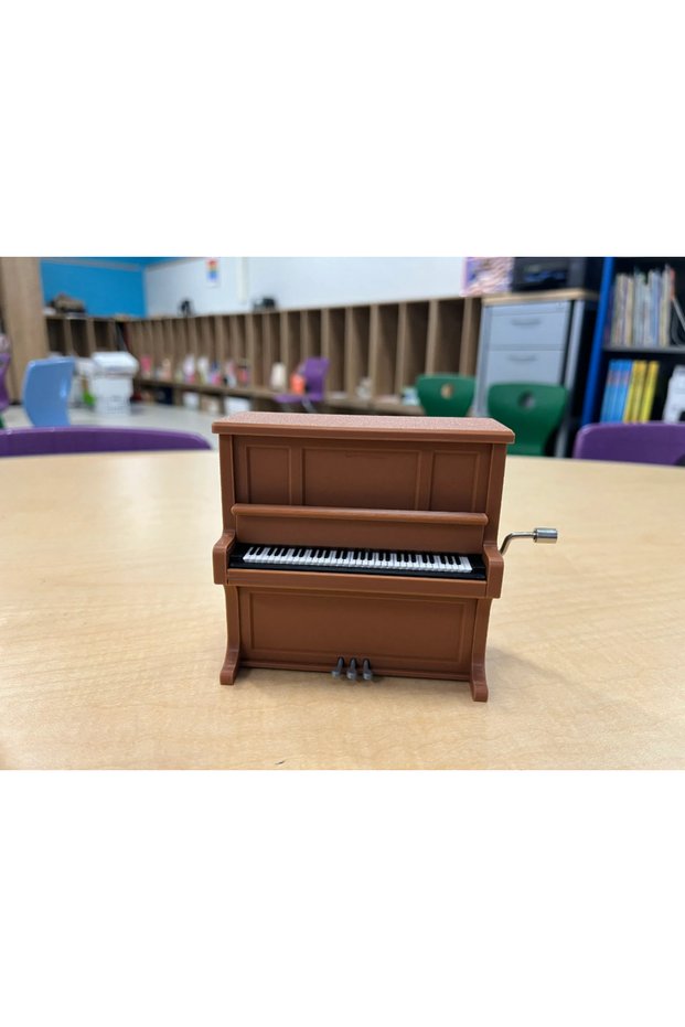 (No Mechanism) Piano-Designed Wind-Up Music Box, Outer Case, Decorative Box (Without Mechanism).