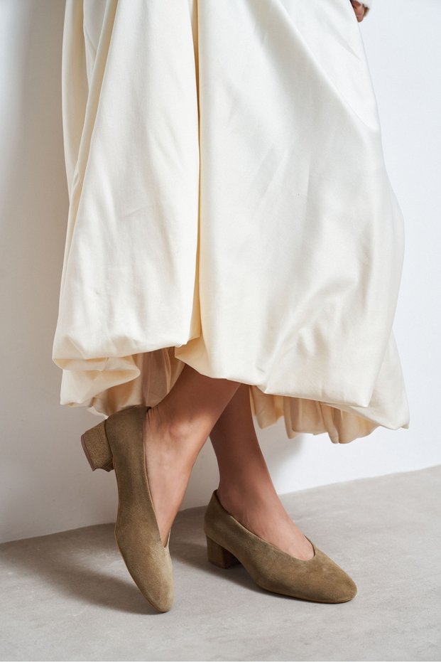 Samia Rome Beige Suede High-Cut Block Heel Women's Ballet Flats