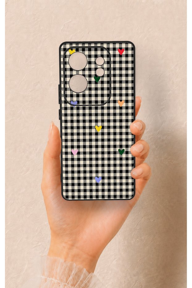 غطاء سيليكون بتصميم مربعات ونقشة على شكل قلب، متوافق مع هاتف Infinix Zero 30.