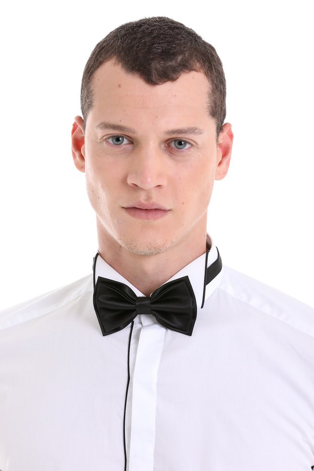 Black Solid Bow Tie and Handkerchief Set
