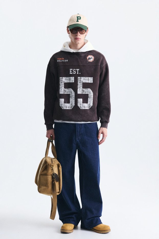 Oversize printed hooded sweatshirt
