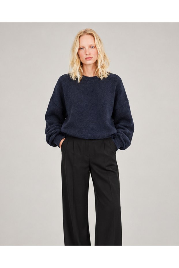 Crew Neck Navy Blue Knitwear Sweater