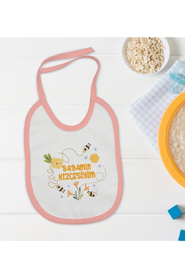 BK Kids "I'm My Dad's Little Girl" Pink Baby Bib with Design - 1 en125011