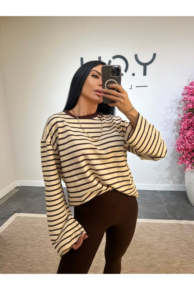 Kırmızı Çizgili Basic Sweatshirt
