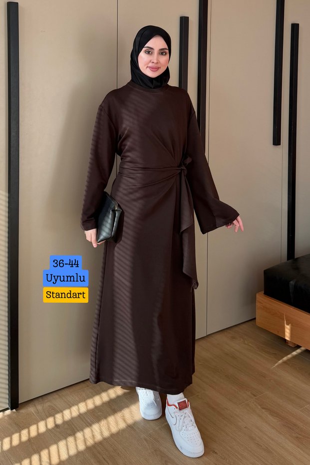 فستان نسائي بياقة دائرية ورباط جانبي، مصنوع من خيطين، تصميم بسيط، مناسب للحجاب، رقم 416.