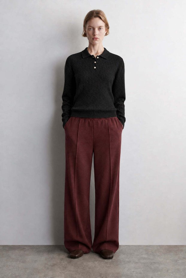 Women's Black Knitted Polo Collar Sweater Made of Lambswool