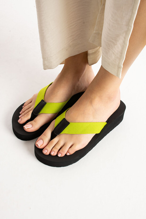 Women's Wedge Heel, 4.5 cm, Fabric-Lined, Toe-Separated, Comfortable Slippers That Don't Hurt Your Feet