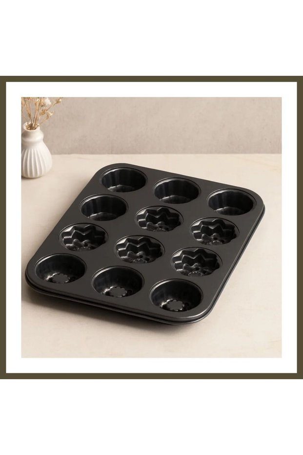 12-Cup Metal Muffin Pan - Black BX