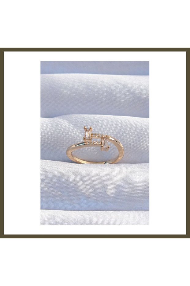 Gold-Toned Rice-Shaped Geometric Adjustable Ring with Zircon Stones BX