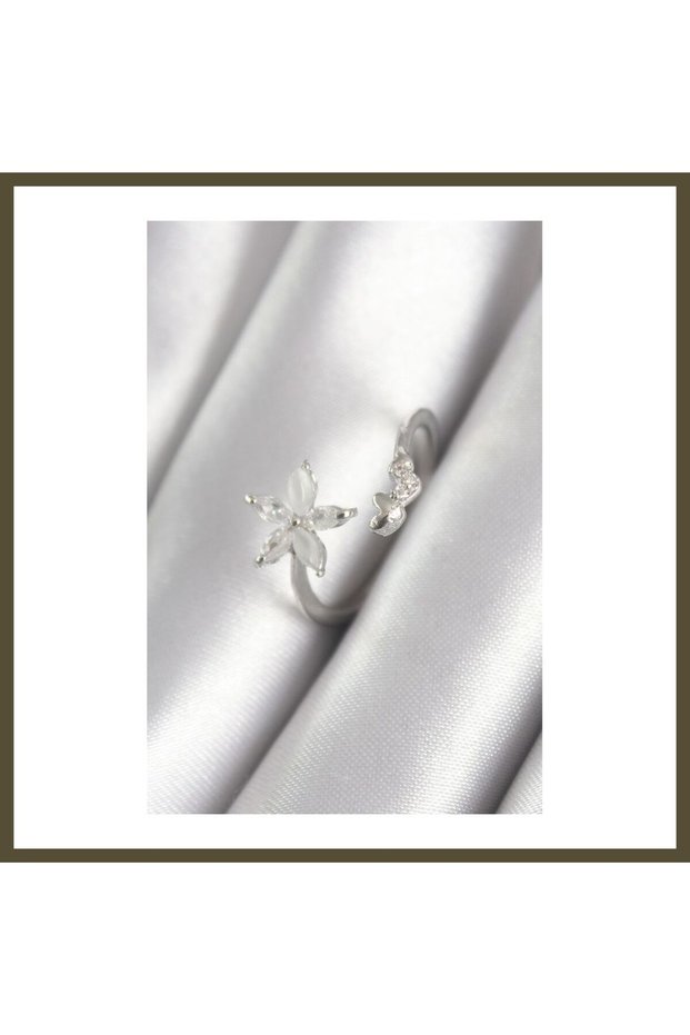 Silver-Toned Rice-Style Flower-Design Women's Ring with Zircon Stones BX