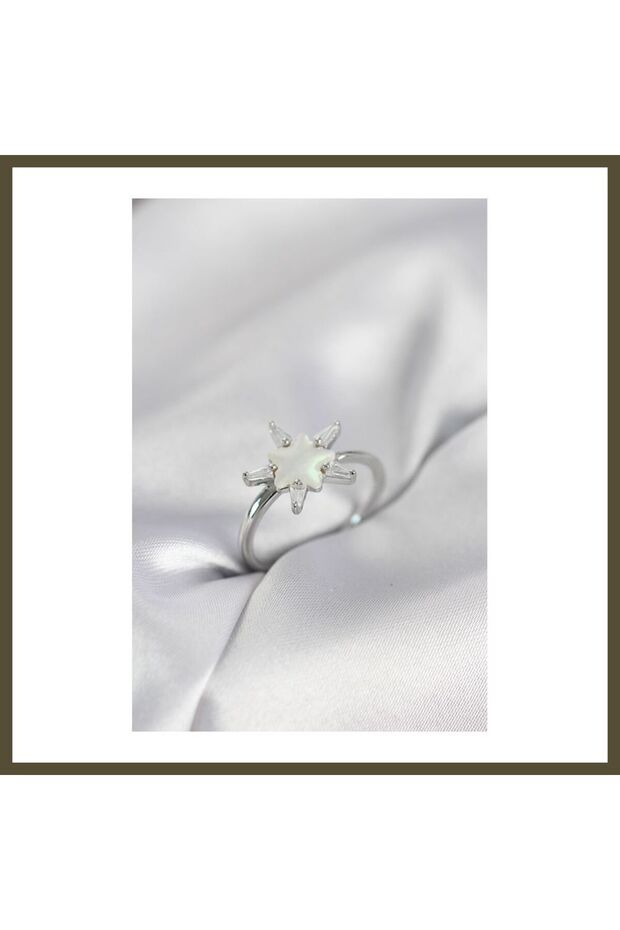 Silver-Colored Star-Shaped Mother-of-Pearl Ring with Zircon Stones for Women BX