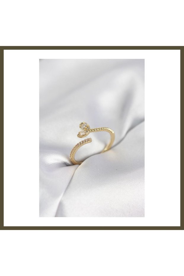 Gold-Colored Brass Tail-Style Modal Women's Ring BX