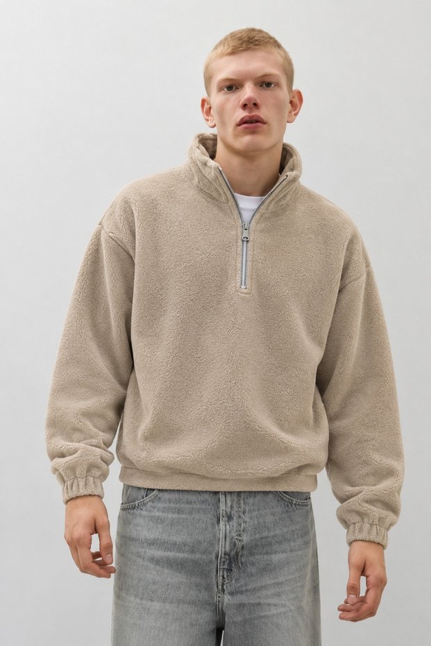 Men's Modern Beige Fleece-Lined Half-Zip