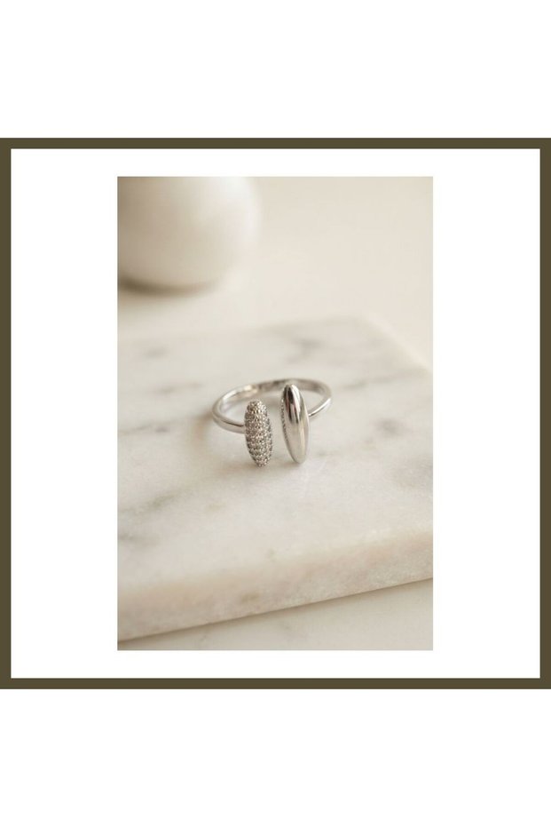 Silver-Colored Oval-Tip Reversible Women's Ring BX