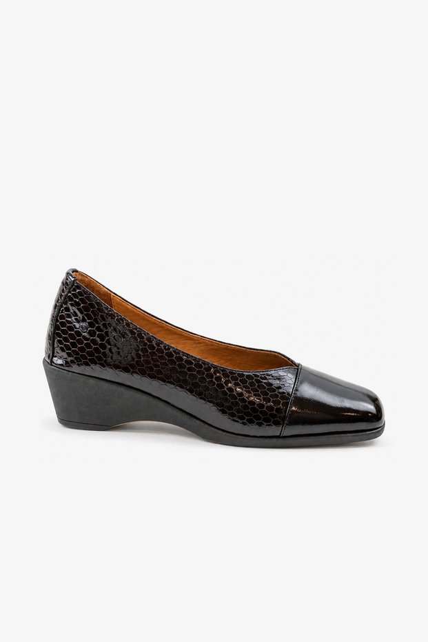 Akres Women's Genuine Leather Comfort Shoes - Black Crocodile