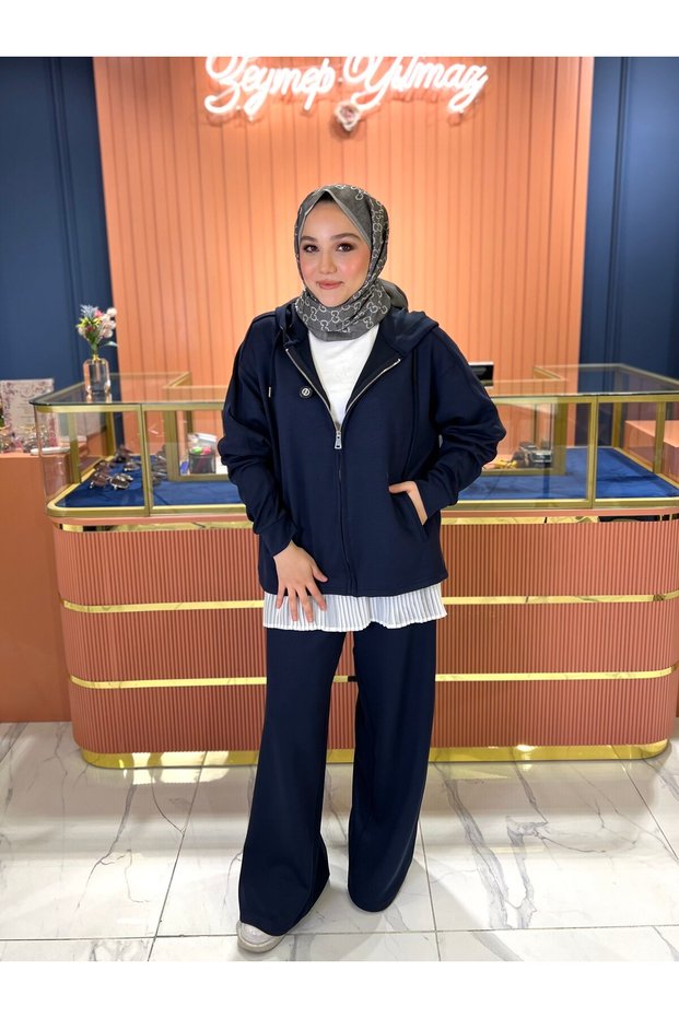 Comfort Suit Navy Blue