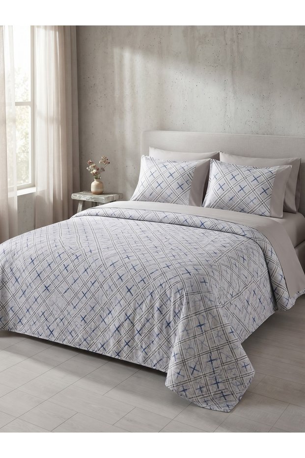 Double-Size Patterned Pique Bedspread Set and Bedspread Set - Gray Leaf Pattern - Includes Bed Sheet - 4-Piece Set"