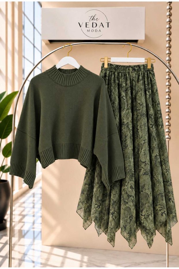 Women's Oversize Knitwear Blouse - Asymmetrical Cut Tulle Skirt Set -0630
