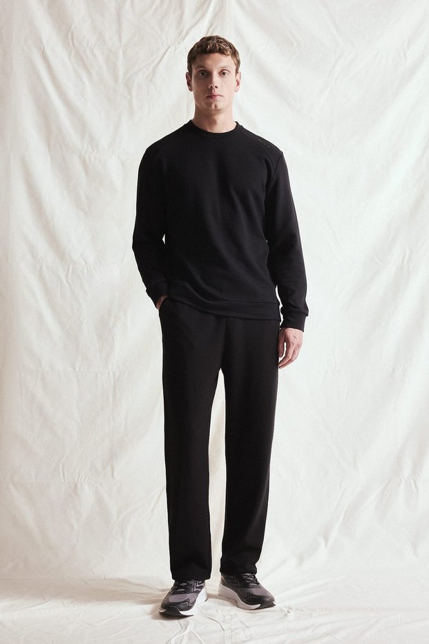 Standard Fit Straight Leg Modal Jogger with Pockets J1049Ax26Wn