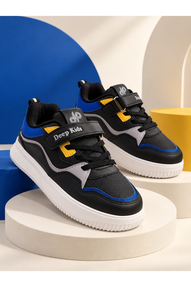 Children's Sports Shoes: Comfortable, Lightweight, for Everyday Use.