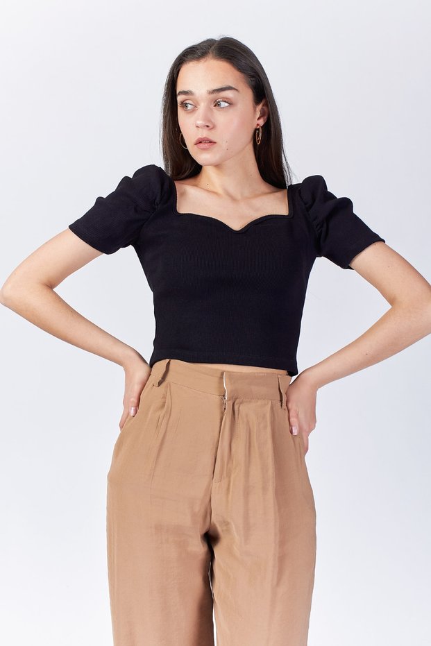 Women's Sweetheart Neckline Shoulders Pleated Crop Body