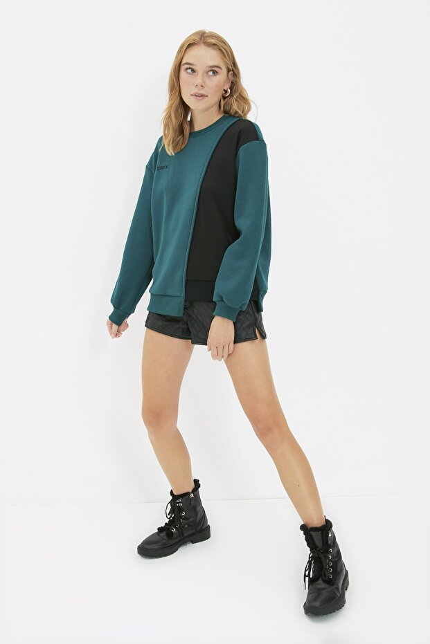 سويت شيرت محبوك بطبعات بنزين - موديل أساسي - 2