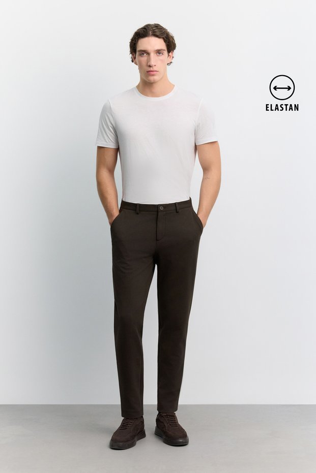 Men's Brown Classic Waist Cotton Blend Elastane Relaxed Fit Trousers A62Y3061
