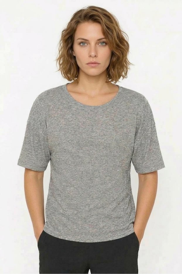 Women's Oversize Crew Neck T-Shirt Combed Cotton Fabric