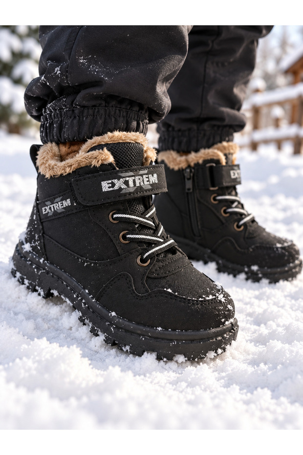Children's Winter Snow Boots with Heat-Retaining Fur-Trimmed Lining and Durable Construction