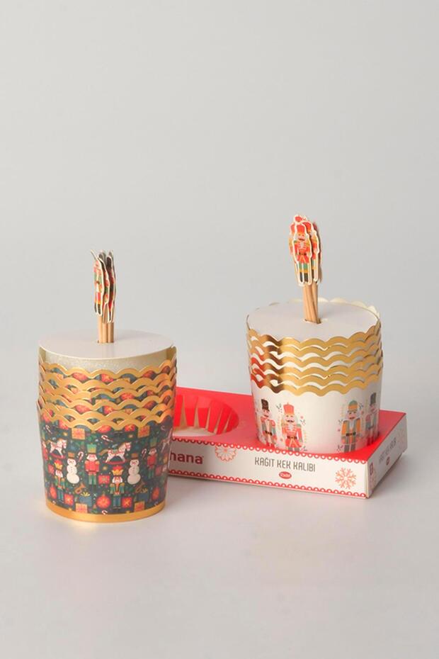 Thn77372 new year 12-cup muffin pan and decoration set in a pvc box