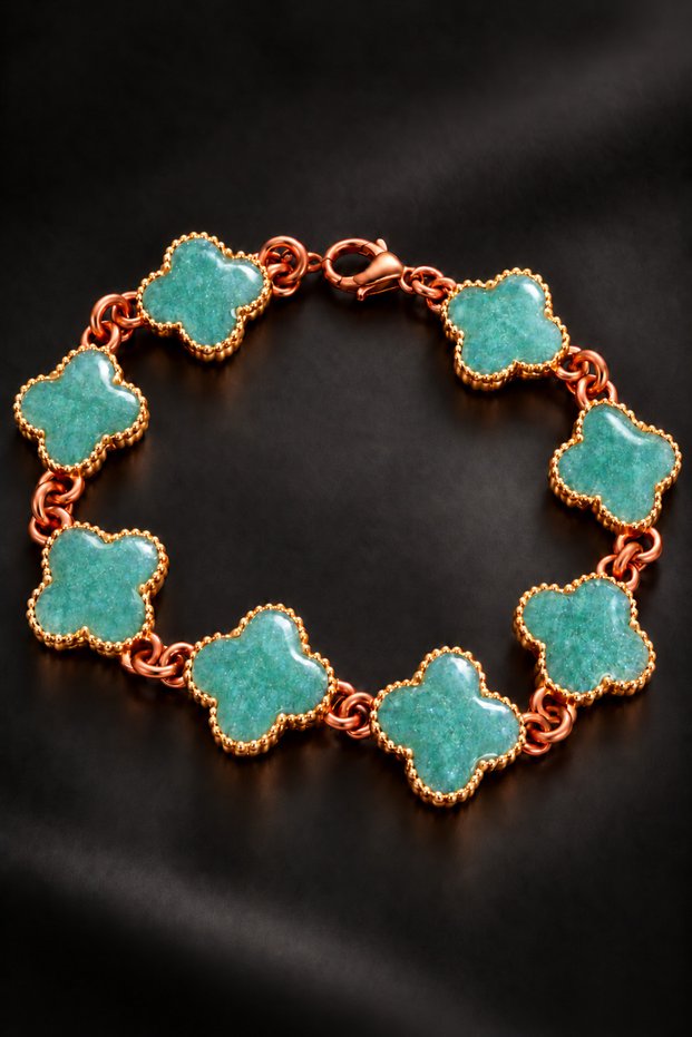 Apple Green Copper-Plated Women's Chain Bracelet with Clover Motif and Stones