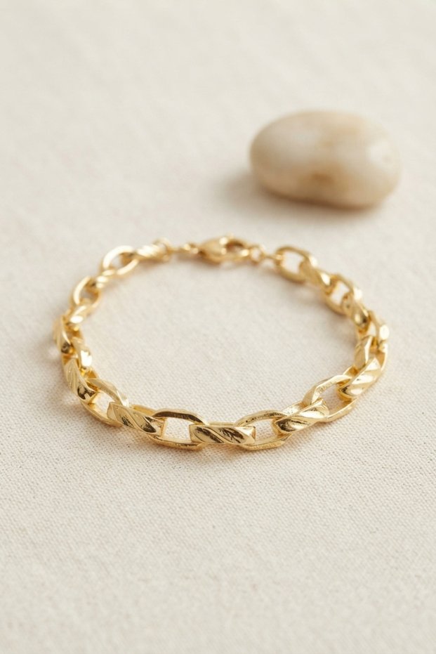 Gold-Toned Faceted Chain Women's Bracelet