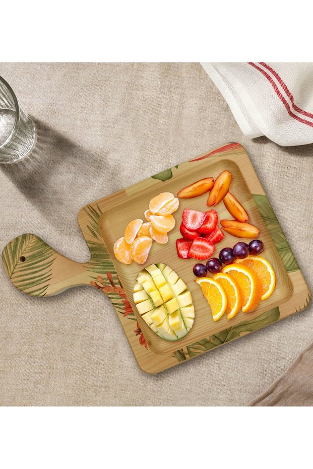 Square-Shaped Natural Wood Serving and Presentation Plate with Leaf Design, Model 6