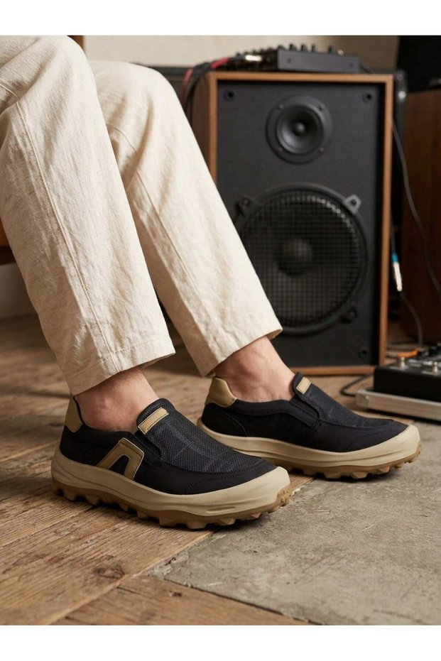 26Y549-2 Men's Casual Sneakers