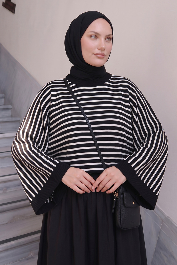 Striped Casual Knit Sweater T2623 - BLACK