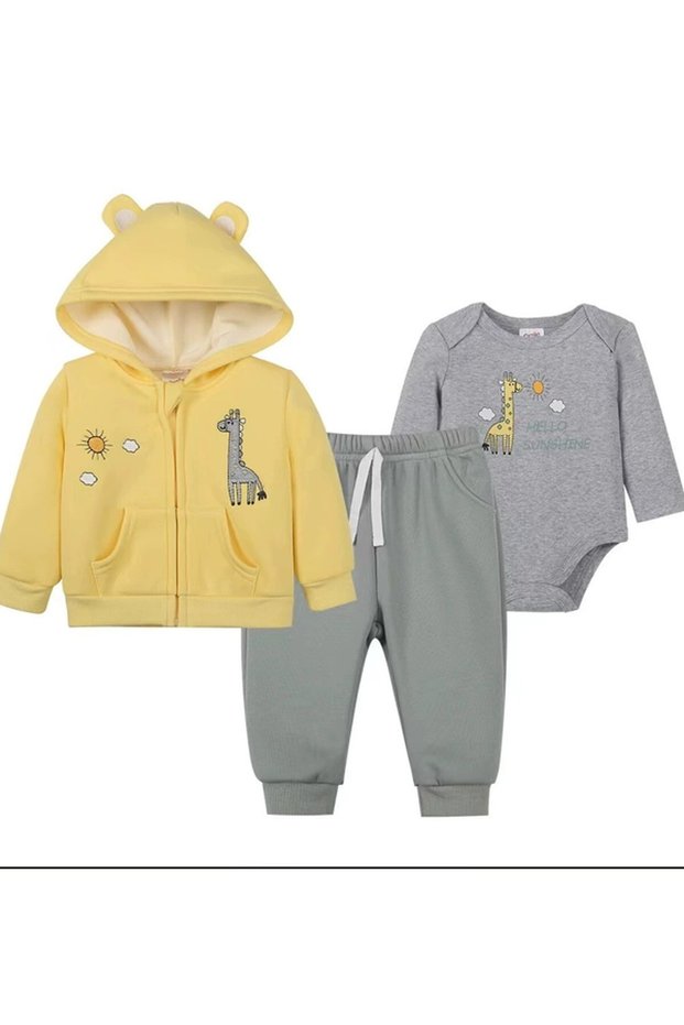 Baby Girafe Winter Hooded Outfit Set with Jacket, Bodysuit & Pants – 3-Piece Plush Toddler Clothing