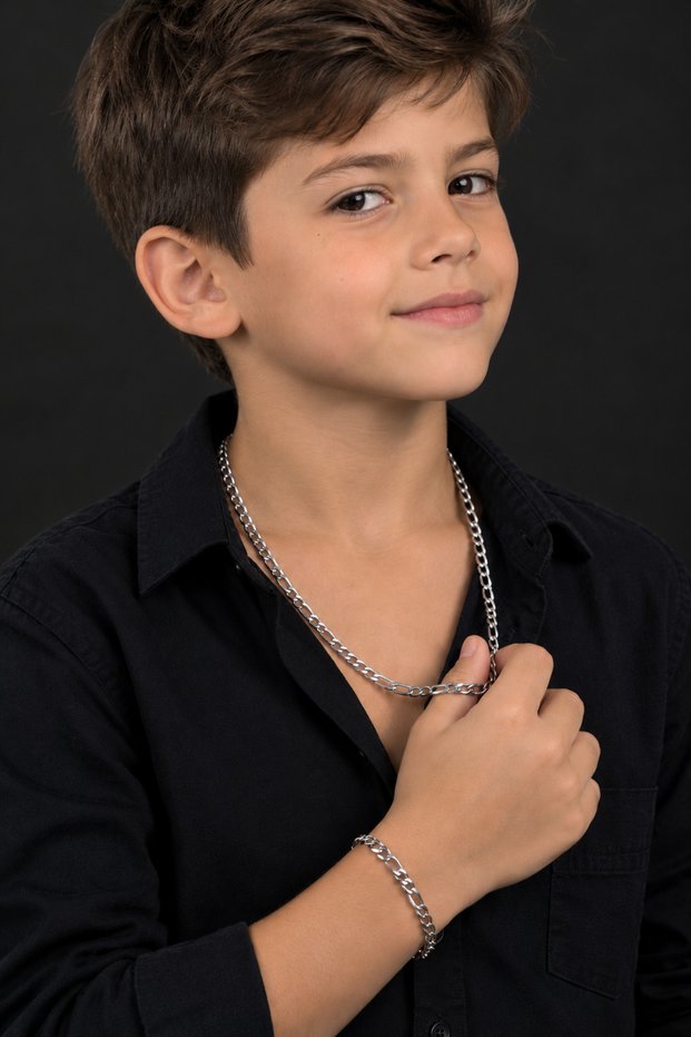 Boys' Silver-Toned Stainless Steel Figaro Necklace and Bracelet Set – Stylish Chain Design, Jewelry Set Suitable for Everyday Wear, and Gift Option