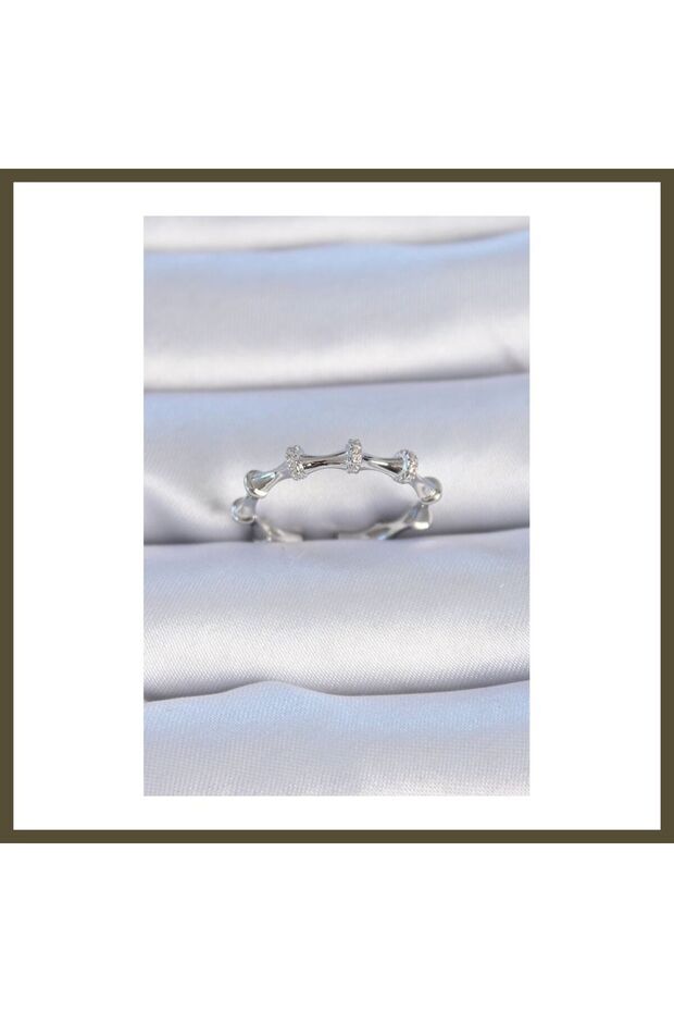Silver-Plated Rice-Style Women's Ring with Zircon Stones BX