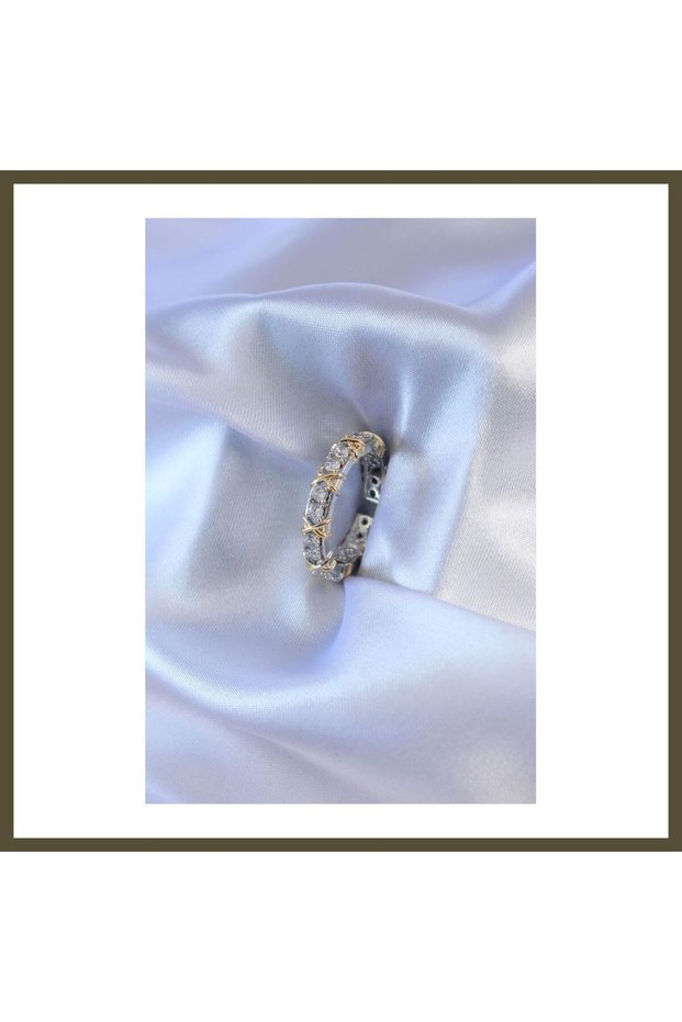 Silver-Colored Zircon Stone with Gold-Colored Accents Xoxo Women's Ring BX