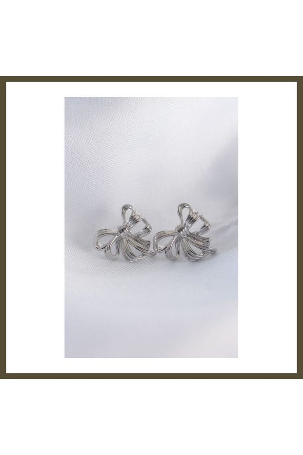 Silver-Toned Rice-Shaped Earrings with Bow Detail BX