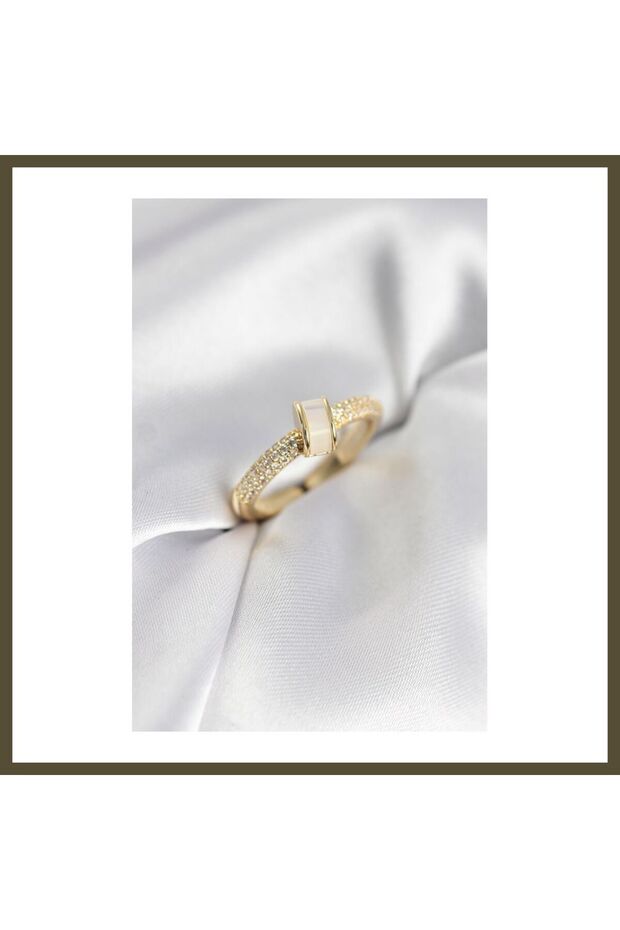 Women's Gold-Toned Ring with Zircon and Mother-of-Pearl, BX