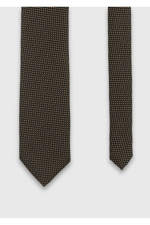 Brown tie