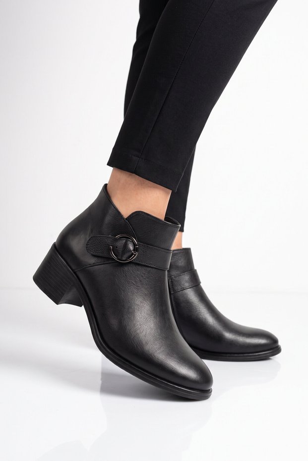 Black Genuine Leather Stylish and Comfortable Women's Zip-Up Boots with Buckle Detail 24116-1